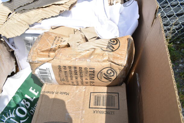 PALLET LOT of 15 BRAND NEW Boxes Including 500TW7 Choice 7 oz. Translucent Thin Wall Plastic Cold Cup - 2500/Case, 127RD8BULK Choice 8 oz. Customizable Microwavable Translucent Round Deli Container - 500/Case, Voltec 08-00198 U-Ground Work Light String with 10 Metal Cages - 100' 12/3 Cord, 150W Bulb Rating. 15 Times Your Bid! - Image 10 of 12