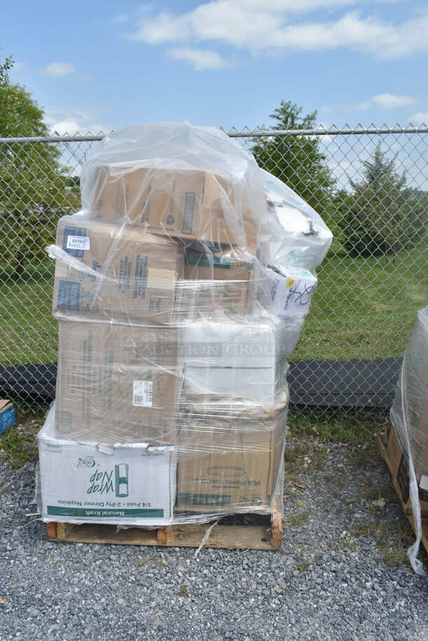 PALLET LOT of 25 BRAND NEW Boxes Including 5002WARPNAPN EcoChoice WrapNap 2-Ply Natural Kraft 1/4 Fold Dinner Napkin 16" x 16", Dart 16MJ20 16 oz. Medium Squat White Customizable Foam Food Container - 500/Case, 612FS4316 Choice Half Size Heavy-Duty Foil Steam Table Pan Extra-Deep 4 3/16" Depth - 100/Case, 966TALLFLDN Choice Kraft Natural Tall-Fold 6" x 13" Dispenser Napkin, Solo Ultra Clear™ TP7 7 oz. Clear PET Plastic Cold Cup - 1000/Case, 500CC12 Customizable Plastic Cold Cup, 130WWHSPOONH Choice White Heavy Weight Wrapped Plastic Teaspoon - 1000/Case, 90HTPF1 White Foam Square Take Out Container with Hinged Lid. 25 Times Your Bid! - Image 1 of 12