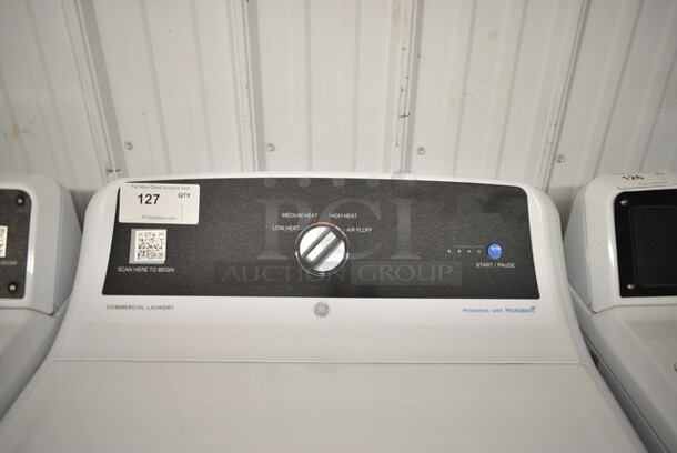 BRAND NEW SCRATCH AND DENT! General Electric GE VTD52EASR0WB Metal 7.4 cu. ft. Front Load Electric Commercial Dryer - Free Use / App Payment. 120/208-240 Volts, 1 Phase.  - Image 3 of 7