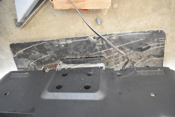 Emerson LF501EM5F 50" Television. Buyer Must Pick Up - We Will Not Ship This Item. - Image 4 of 6