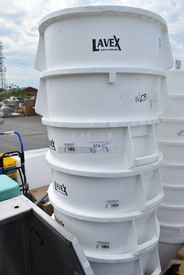 6 BRAND NEW SCRATCH AND DENT! Lavex 475TCRND55WH 55 Gallon White Round Commercial Trash Can w/ Lids. 6 Times Your Bid! - Image 2 of 4