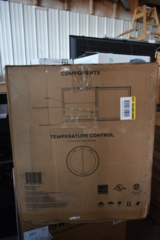 BRAND NEW IN BOX! Honeywell H11MFS Mini Compact Freezer Countertop 1.1 Cubic Feet Single Door Upright Freezer with Reversible Door - Image 5 of 5