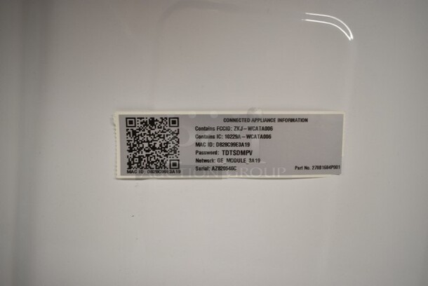 BRAND NEW SCRATCH AND DENT! General Electric GE VTD52GASROWB 7.4 cu. ft. Front Load Gas-Powered Commercial Dryer - Free Use / App Payment.  - Image 6 of 7