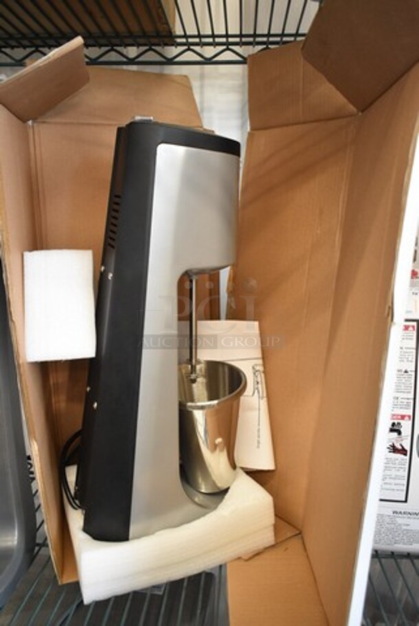 BRAND NEW SCRATCH AND DENT! Galaxy 177SDM400 Stainless Steel Commercial Countertop Single Spindle Drink Mixer. 120 Volts, 1 Phase. Tested and Working! - Image 3 of 4