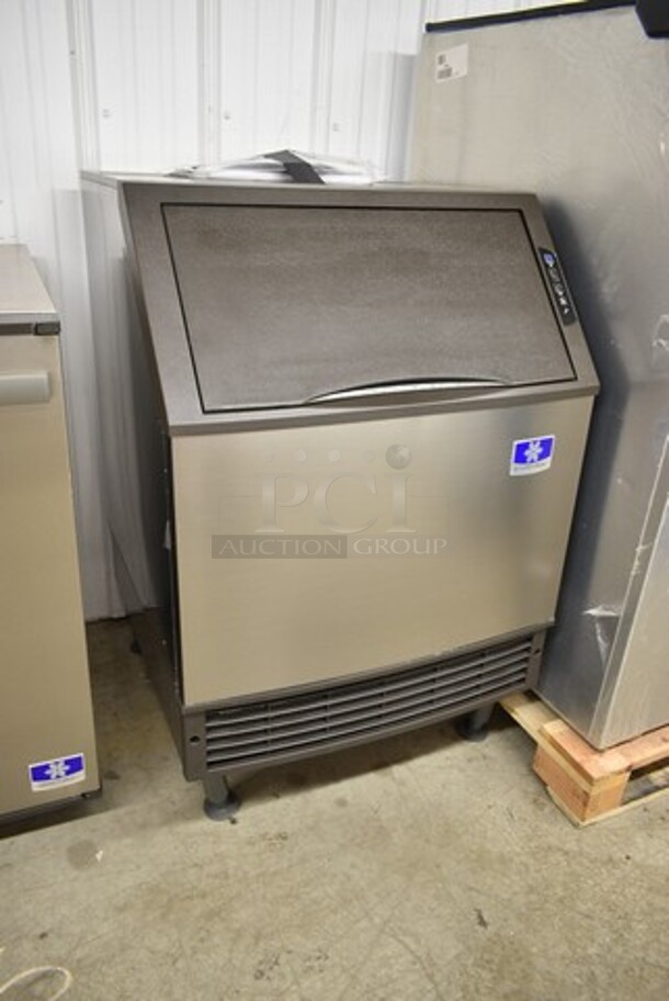 BRAND NEW SCRATCH AND DENT! 2022 Manitowoc UYF0140A-161B Stainless Steel Commercial Self Contained Undercounter Ice Machine. 115 Volts, 1 Phase. - Image 3 of 8