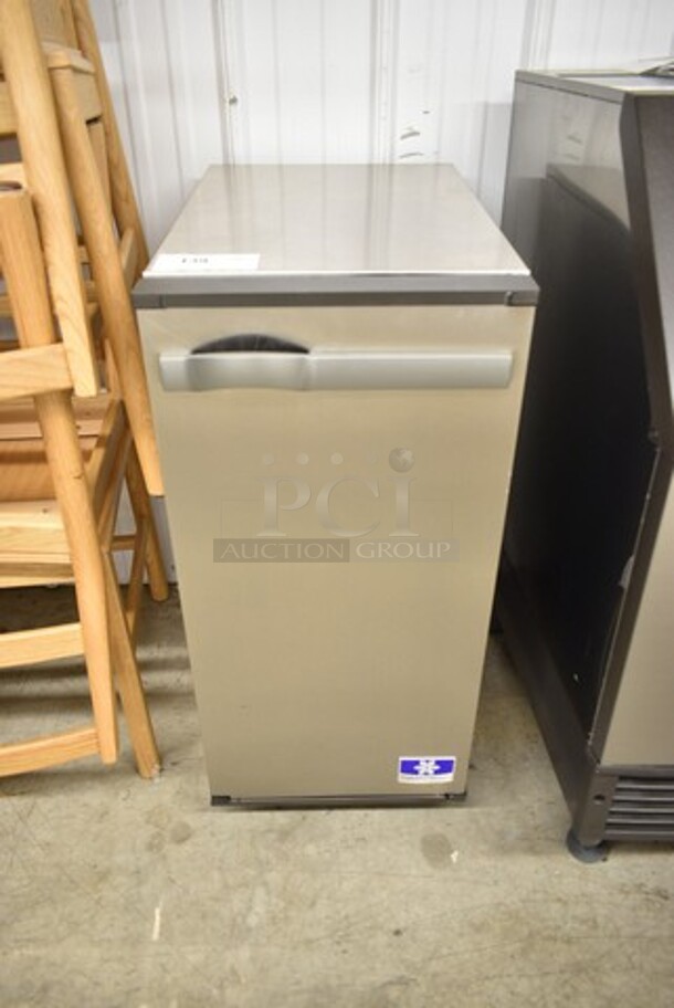 BRAND NEW SCRATCH AND DENT! 2024 Manitowoc UCP0050A-161 Stainless Steel Commercial Self Contained Undercounter Ice Machine. 115 Volts, 1 Phase. - Image 2 of 9