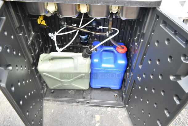 Suncast Commercial Portable Sink.  - Image 2 of 3