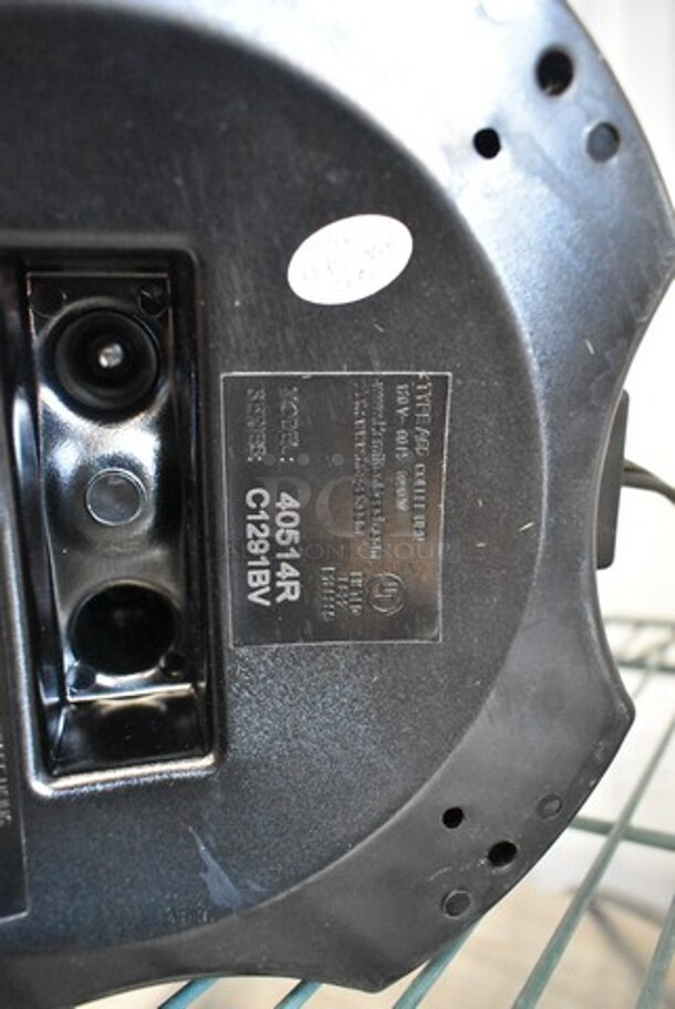 Hamilton Beach 40514R Chrome Finish Coffee Urn. 120 Volts, 1 Phase. - Image 5 of 5