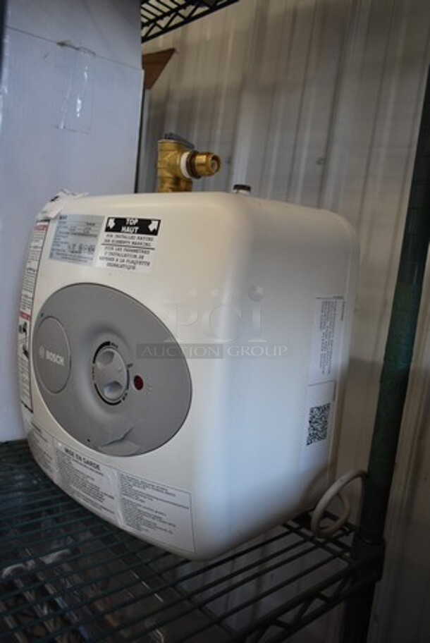 Bosch ES 2.5-1M WIR Electric Mini Hot Water Tank. 120 Volts, 1 Phase.  - Image 2 of 5