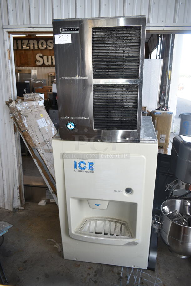 Hoshizaki KM-500MAF Stainless Steel Commercial Ice Head on Hoshizaki DB-200C Commercial Ice Dispensing Bin. 115-120 Volts, 1 Phase.  - Image 1 of 4