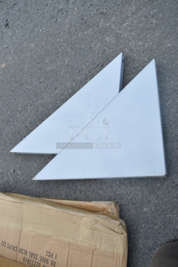 10 BRAND NEW Items Including 4 164TCOLRD437 Lancaster Table & Seating 37 1/2" x 4" Bar Height Table Base Column and Rod, 92223649 Rack Wire Holder, Metal Legs, Shelf Brackets. 10 Times Your Bid!  - Image 8 of 8