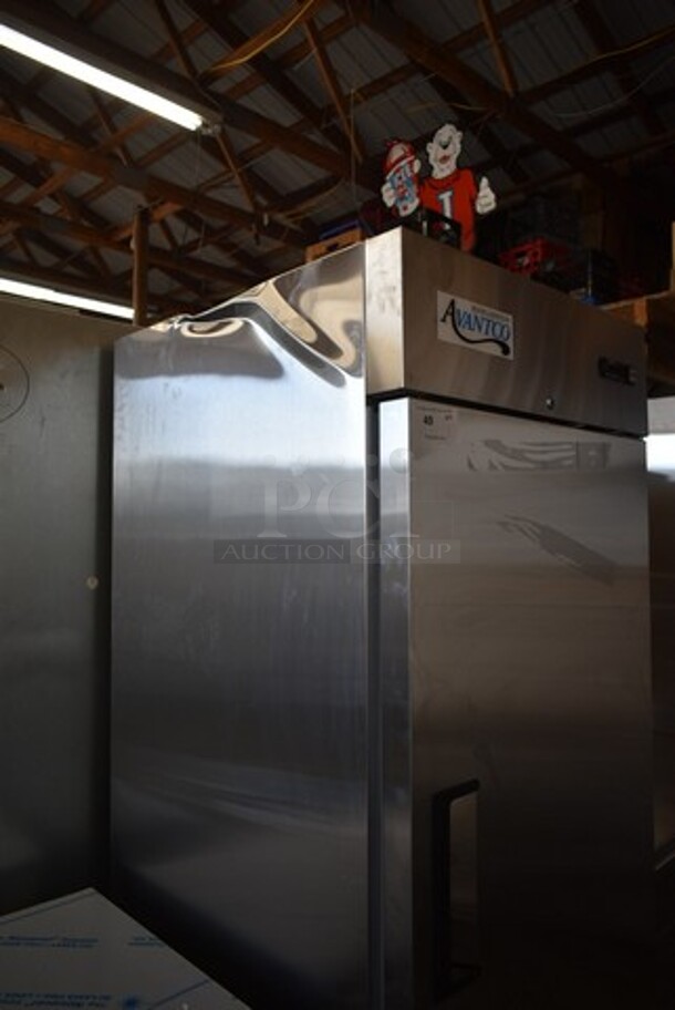 BRAND NEW SCRATCH AND DENT! 2024 Avantco 178A23RHC Stainless Steel Commercial Single Door Reach In Cooler w/ Poly Coated Racks on Commercial Casters. 115 Volts, 1 Phase. Tested and Working! - Image 3 of 7