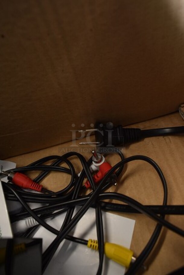 BRAND NEW SCRATCH AND DENT! Coby CSMP95 Super Slim Soundbar.  - Image 7 of 7