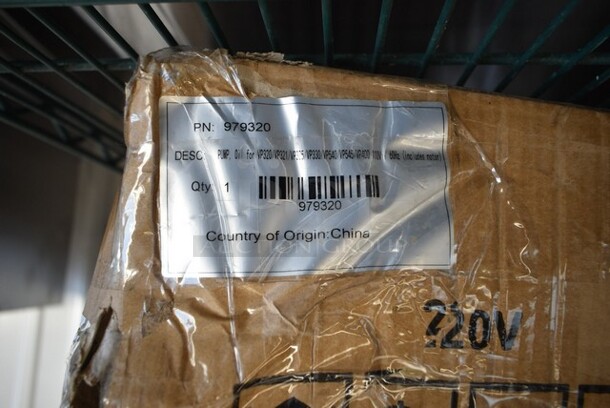 BRAND NEW SCRATCH AND DENT! ARY Vacmaster 979320 1 1/2 HP Oil Pump and Motor for VP330, VP320, VP321, VP325, VP540, and VP545 - Image 3 of 3