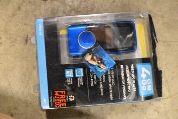 3 BRAND NEW IN BOX! Coby 4 GB Video MP3 Player. 3 Times Your Bid! - Image 2 of 3