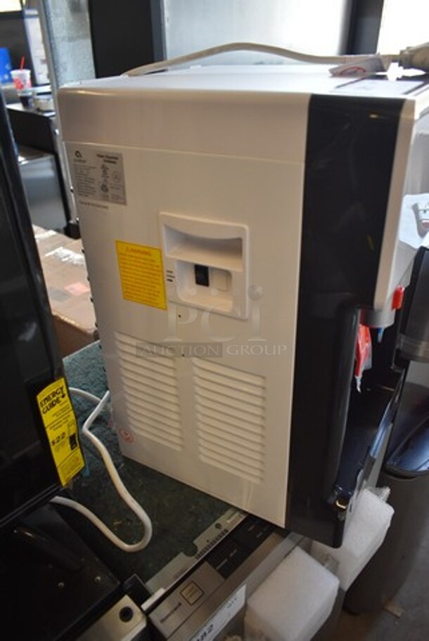 LIKE NEW! Avalon A8CTBOTTLELESSWHT Countertop Bottleless Water Cooler, Hot and Cold. Tested and Working! - Image 4 of 5