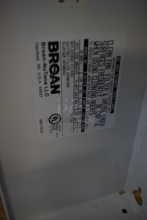 Broan 46 000-L Metal Range Hood. 120 Volts, 1 Phase.  - Image 7 of 7