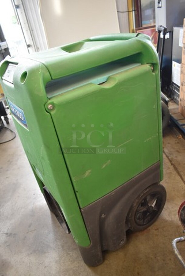 Drieaz LGR 2800i Portable Dehumidifier. 115 Volts, 1 Phase.  - Image 2 of 3