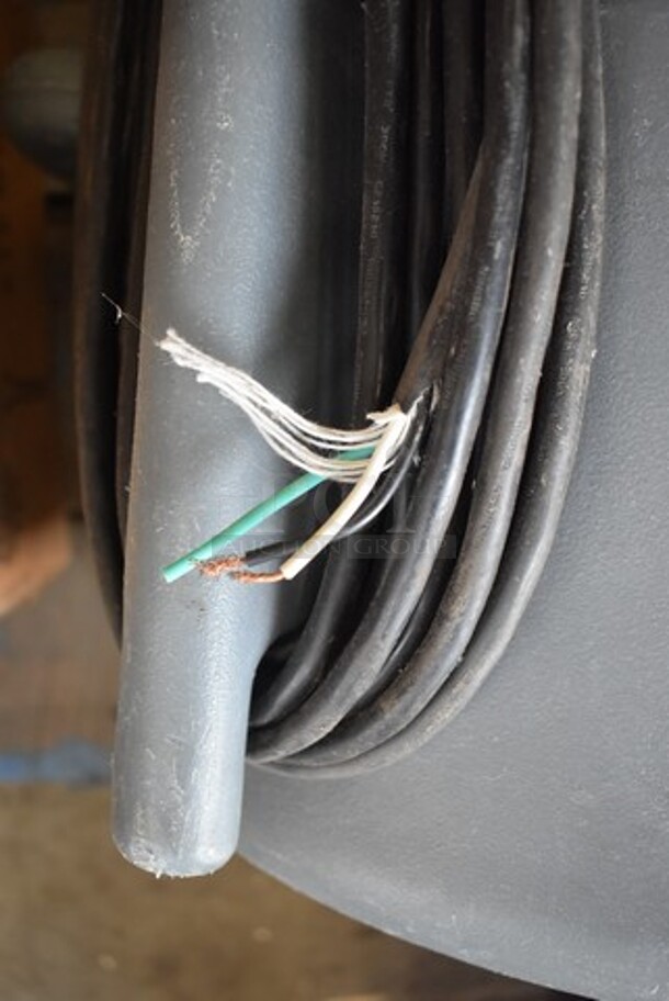 AP110004 Floor Style Air Mover w/ Handle. 115 Volts, 1 Phase. Tested and Working! - Image 3 of 4