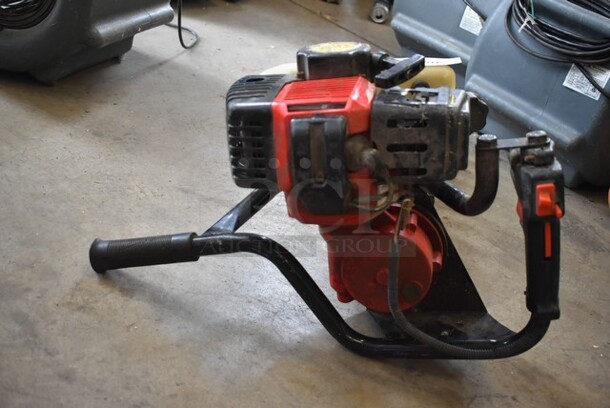 Central Machinery Gas Powered Digging Tool - Image 2 of 4