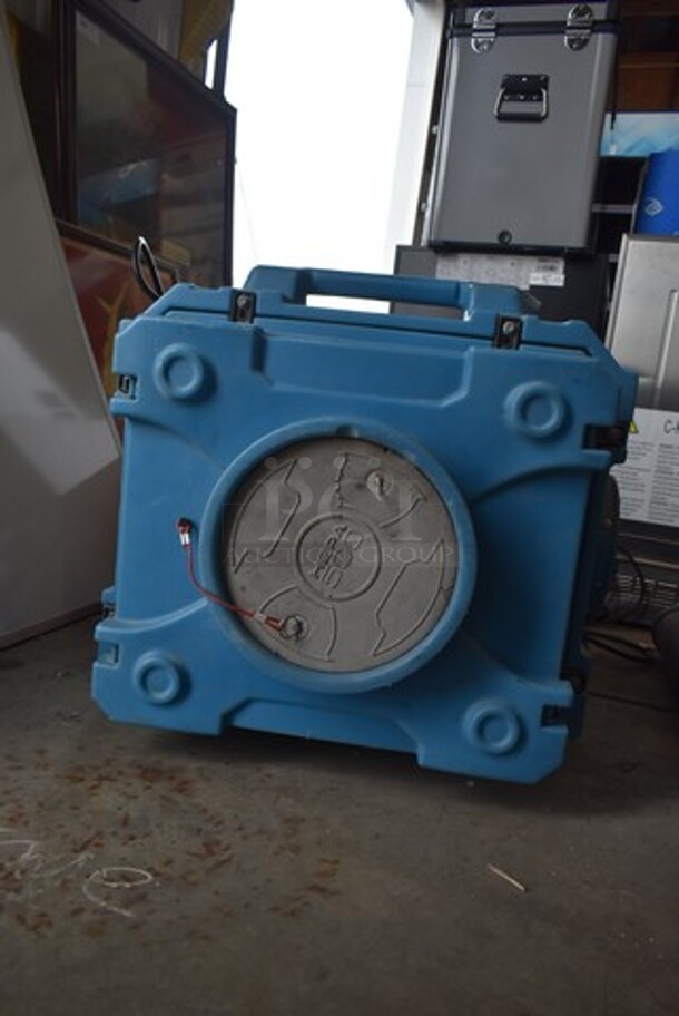 Drieaz F284 DefendAir HEPA 500 Air Purifier. 115 Volts, 1 Phase.  - Image 1 of 4