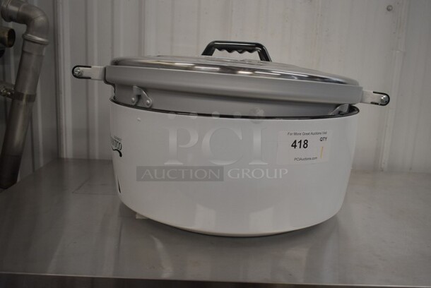 BRAND NEW SCRATCH AND DENT! Avantco 177GRC110NAT Natural Gas 110 Cup (55 Cup Raw) Gas Rice Cooker. 14,000 BTU - Image 2 of 4