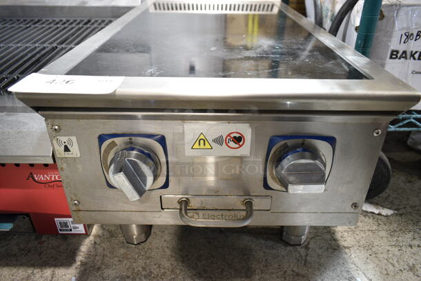 2021 Electrolux AIZ16 Stainless Steel Commercial Countertop Electric Powered 2 Burner Induction Range. 200-240 Volts, 1 Phase.  - Image 2 of 6