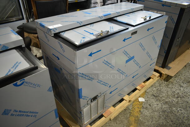 BRAND NEW SCRATCH AND DENT! 2023 Perlick BC48RT-3-SS 48" Stainless Steel Horizontal Bottle Cooler. 115 Volts, 1 Phase. Tested and Working! - Image 3 of 11