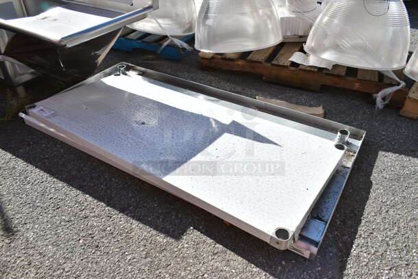 BRAND NEW SCRATCH AND DENT! Regency 600T3060G 30" x 60" 18-Gauge 304 Stainless Steel Commercial Work Tabletop and Undershelf. No Legs.  - Image 3 of 4