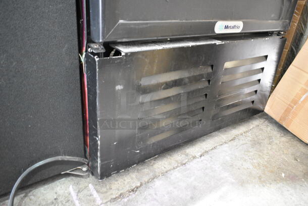 Metalfrio NG26CHC Metal Commercial Single Door Reach In Cooler Merchandiser w/ Poly Coated Racks. 115 Volts, 1 Phase. Tested and Working! - Image 3 of 8