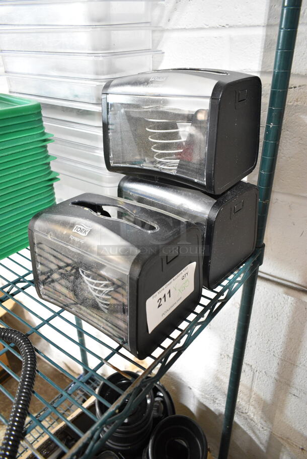 ALL ONE MONEY! Tier Lot of Various Items Including Poly Bins, Green Lids and Napkin Dispensers - Image 6 of 11