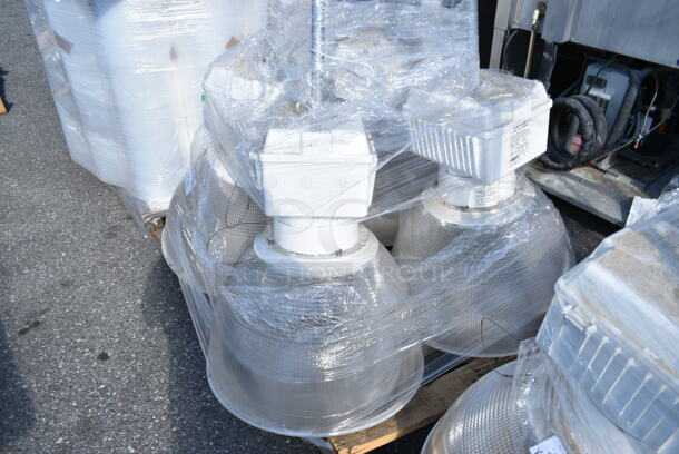PALLET LOT of 4 Genlyte Metal Wide-Lite Lights. 4 Times Your Bid! - Image 2 of 7