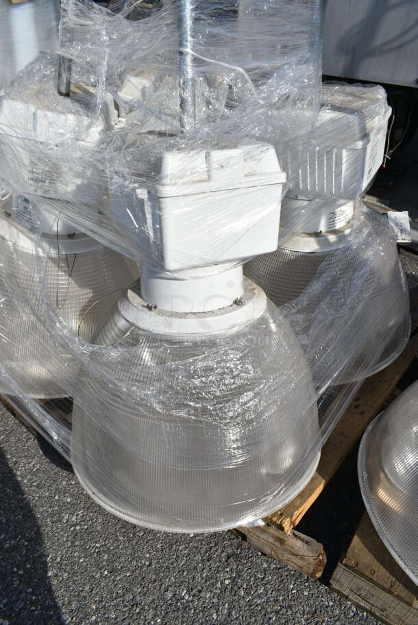 PALLET LOT of 4 Genlyte Metal Wide-Lite Lights. 4 Times Your Bid! - Image 4 of 7