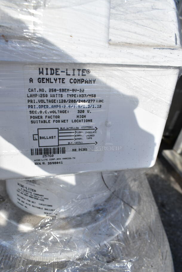 PALLET LOT of 4 Genlyte Metal Wide-Lite Lights. 4 Times Your Bid! - Image 6 of 7