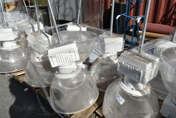 PALLET LOT of 5 Genlyte Metal Wide-Lite Lights. 5 Times Your Bid! - Image 2 of 8