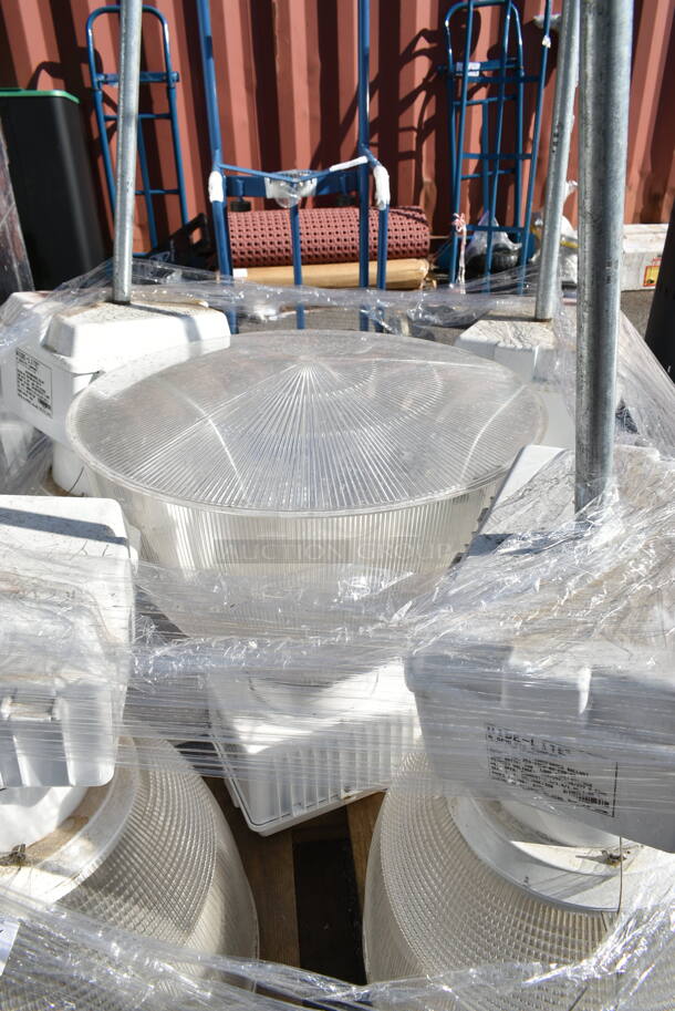 PALLET LOT of 5 Genlyte Metal Wide-Lite Lights. 5 Times Your Bid! - Image 6 of 8