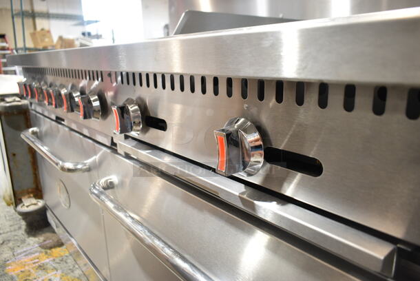 BRAND NEW SCRATCH AND DENT! 2024 Cooking Performance Group CPG 351S60G24N Natural Gas 6 Burner 60" Range with 24" Griddle and 2 Standard Ovens. 280,000 BTU.  - Image 5 of 11