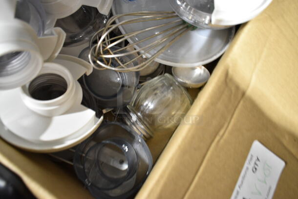 ALL ONE MONEY! Lot of Various Items Including Blender, Utensils and Seasoning Shaker - Image 4 of 5