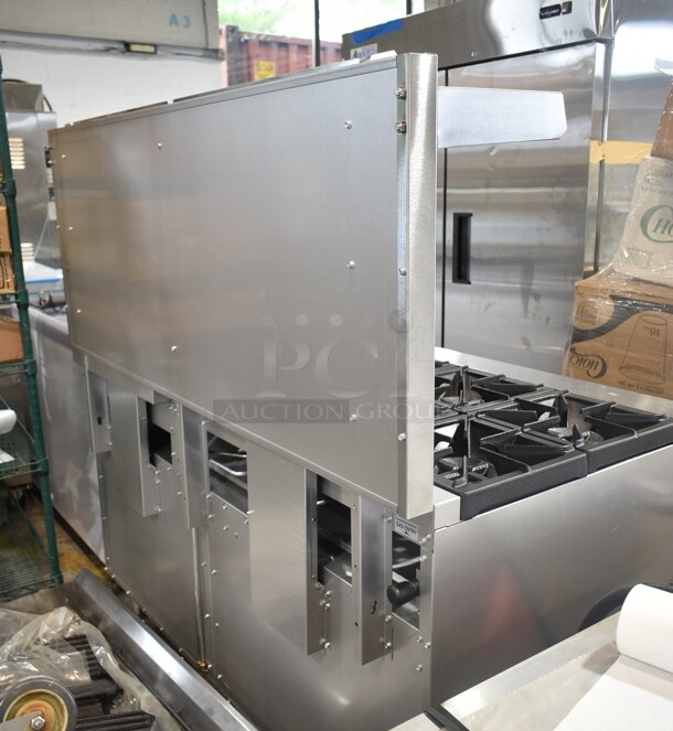 BRAND NEW SCRATCH AND DENT! 2024 Cooking Performance Group CPG 351S60G24N Natural Gas 6 Burner 60" Range with 24" Griddle and 2 Standard Ovens. 280,000 BTU.  - Image 8 of 11