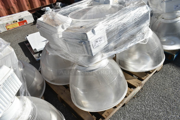 PALLET LOT of 5 Genlyte Metal Wide-Lite Lights. 5 Times Your Bid! - Image 2 of 6