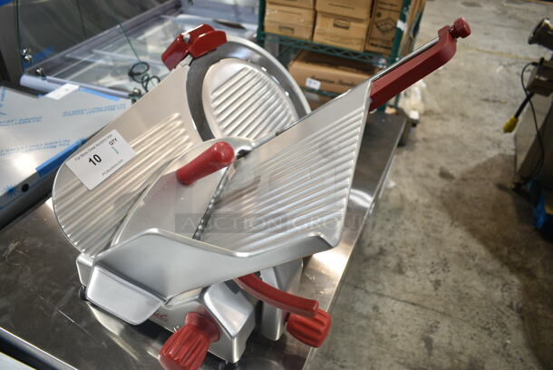 BRAND NEW SCRATCH AND DENT! 2024 Berkel B14-SLC Stainless Steel Commercial Countertop 14" Medium-Duty Gravity Feed Manual Meat Slicer w/ Blade Sharpener. 115 Volts, 1 Phase. Tested and Working! - Image 5 of 9