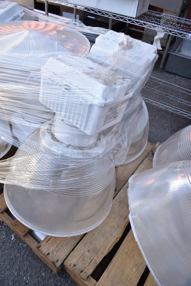PALLET LOT of 5 Genlyte Metal Wide-Lite Lights. 5 Times Your Bid! - Image 4 of 7