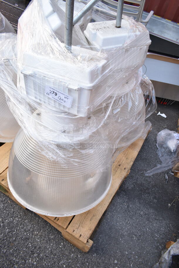 PALLET LOT of 4 Genlyte Metal Wide-Lite Lights. 4 Times Your Bid! - Image 5 of 7