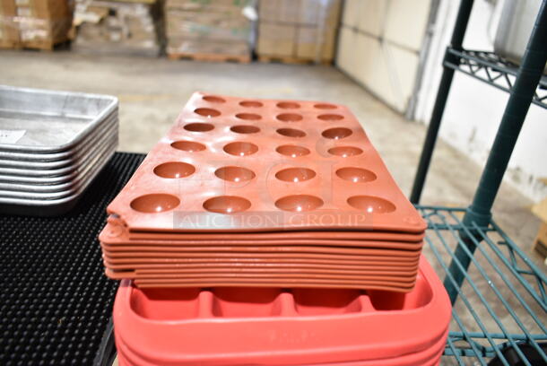 32 Various Items Including Metal Baking Pans, Bar Mats, Liners. 32 Times Your Bid!  - Image 3 of 10