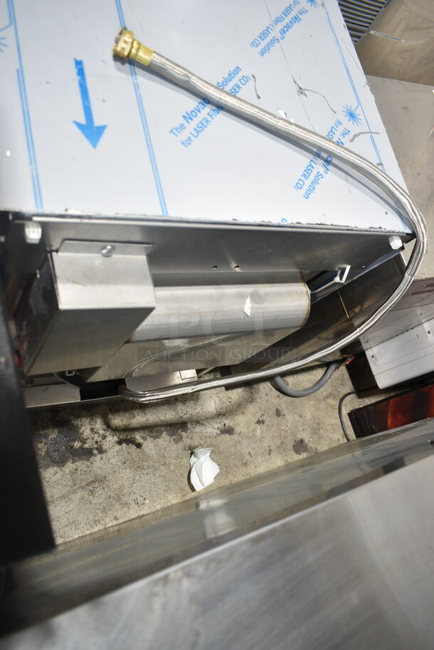 BRAND NEW SCRATCH AND DENT! 2024 Hobart LXNR Stainless Steel Commercial Undercounter Dishwasher. 120/208-240 Volts, 1 Phase.  - Image 10 of 11