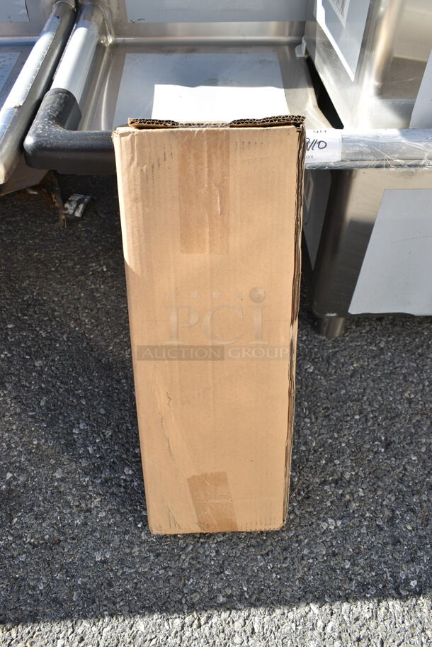 BRAND NEW SCRATCH AND DENT! Regency 600S31515215 79" 16-Gauge Stainless Steel Three Compartment Commercial Sink with Galvanized Steel Legs and 2 Drainboards - 15" x 15" x 12" Bowls. No Legs. - Image 3 of 9