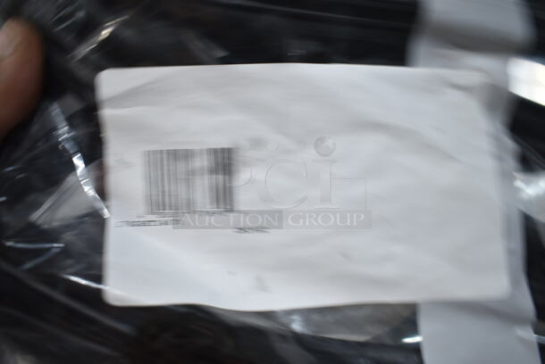 3 BRAND NEW SCRATCH AND DENT! Avantco 178GSKT14670 Vinyl Magnetic Door Gasket for UBB-24-72 Series, UBB-24-72G-HC Series, UBB-72-HC Series, UDD-24-72 Series, and UDD-72-HC Series. 3 Times Your Bid!  - Image 3 of 5