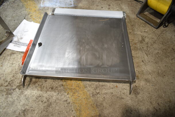 BRAND NEW SCRATCH AND DENT! Assure Add On Griddle / Broiler Plate - Image 5 of 7