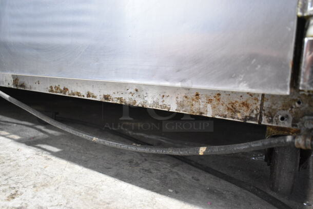 Leader LM72 Stainless Steel Commercial 3 Door Prep Table on Commercial Casters. No Lids. 115 Volts, 1 Phase. Tested and Working! - Image 5 of 10