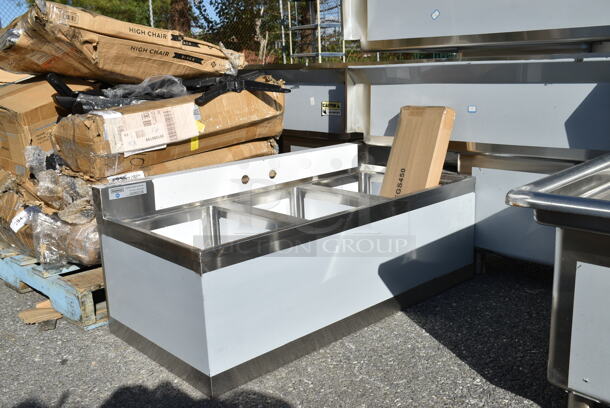 BRAND NEW SCRATCH AND DENT! Steelton 522BS3T38 3 Bowl 18 Gauge Underbar Sink - 38" x 18 3/4" - Image 3 of 8